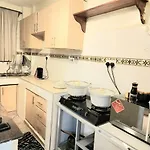 Golden Touch Luxury Deisty