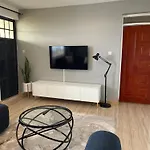 Ivan\'S Palace Umoja