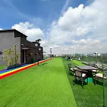 2 Bedroom Exquisite Apartment At Siaya Park By Manna Stays