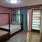 Comfy And Family Friendly Near Jkia