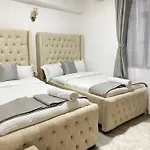 !!New!! Kilimani Apt Near Yaya Centre, Malls, Hotels -Gym, Gazebo, Play Ground
