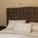 The Moon Fully Furnished 1And 2 Bedroom Apartments - Thindigua