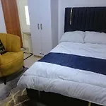 Quiet Fully Furnished Studio Next To Trm