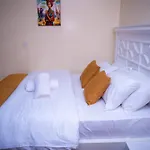 Gany Paradise - Comfy 1-Bedroom Apartment With Parking And Netflix