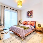 Elite Residence 7 Star Luxe Condo With Gym And Pool Next To Jw Marriott, Westlands Airport Shuttle, Luggage Storage Available