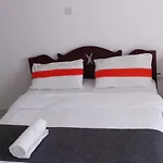 Toniwest Homestay