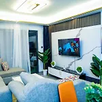 Luxury Modern Apartment
