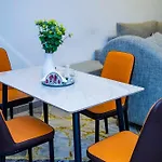 Luxury Modern Apartment