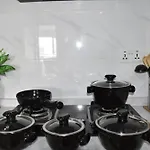 Blackberry House 1Bdrm Near Yaya Centre, Gym, & Free Parking