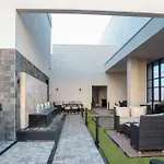 Elite Residence 1Br Apartment