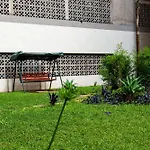Bura Stay Your Cozy City Retreat