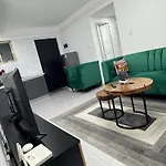 Goldpark Homes 1Br Near Yaya Centre