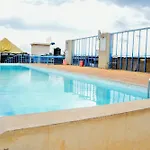 Stylish Studio With Rooftop Pool In Nairobi-Jojo Homes