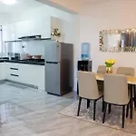 Uptown 1 Bedroom Apartments