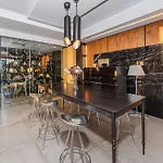 Pearl Grand