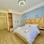 Executive Catchy One Bedroom Apartment With Ample Parking Space Heated Swimming Pool Fully Equipped Gym And Relaxing Rooftop With City Views