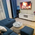 Very Demure One Bedroom With Free Parking