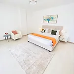 Executive Vibrant View Three Bedroom Apartment With Swimming Pool,Mordern Equipped Gym Free Parking Space And, Child Play Area And Comforting Rooftop With City Views