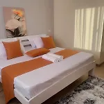 The Executive Cozy Corner Apartments With Breathtaking City Views ,Rooftop Chill Spot Area,Heated Swimming Pool ,Gym And Modern Lifestyle Amenities