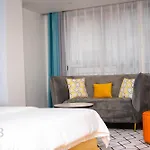 Laurel Living Studio