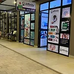 Cyro Suites