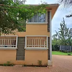 Spacious Studio Home Away From Home- Runda