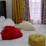 Laishy Suites