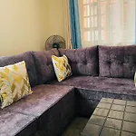 Bnbs In Imara Daima, 5Minutes From Jkia Airport