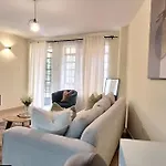 Immaculate 1-Bed Apartment In Nairobi