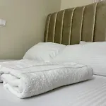 Silken Suites