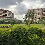 Cozy One Bedroom Apartment - Sapphire Near Jkia, Eka Hotel Along Mombasa Road