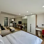 Charming Studio At Himalaya Heights