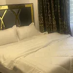 Golden Mango Hights