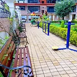 Executive Classy Apartment With Private Parking Space,Children Playing Ground,Swimming Pool,Mordern Equipped Gym And Unbeatable City Views