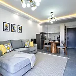 Cozy, Kileleshwa, 1 Bedroom Furnished Apartment