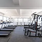 Nivla Executive Cozy Haven With Gym And Balcony