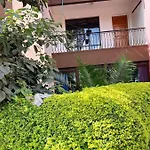 The Homely Spot, Westlands
