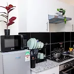 Modern Cozy Studio Apt Near Jkia,Sgr