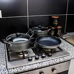 Modern Cozy Studio Apt Near Jkia,Sgr