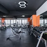 Marina Bay One Bedroom Apartment, Swimming Pool, Gym, Workspace ,Wonderiss Homes Westland Living