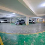 Opulent Haven In Kilimani, Yaya Center With A Gym