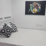 Nairobi West Studio - Stadeview Suite