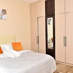 Spacious Condo With View, Gym & Pool - Kilimani