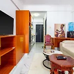 Cosy Studio Netflix And W Machine