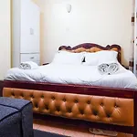 Luxurious Suite Apartment