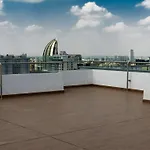 Beautiful Serviced Apartment Near Yaya Center