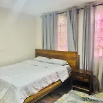 Cozy Apartment Near Safari Park