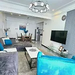 Staroot Apartment Next To Yaya Center Mall-Kilimani