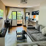 Kiana Homes Lantana