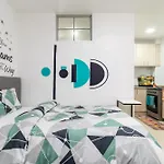 Stadeview Studio 8